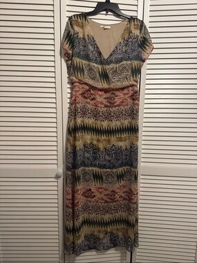 Boho V-Neck Maxi Dress in Multicolor Tribal Print(Honey Punch)